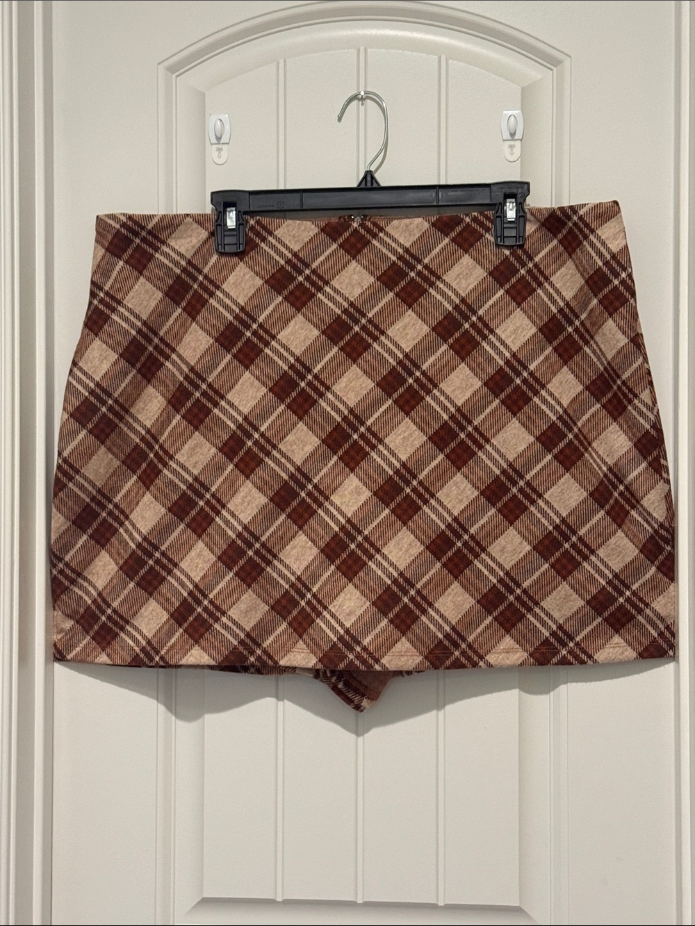 ARULA Plaid Mini Skirt in Brown and Cream Tones